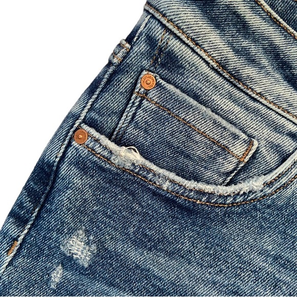 Mavi Jeans Alexis Bermuda Shorts Mid Rise Distressed Size 27 New - Picture 7 of 8